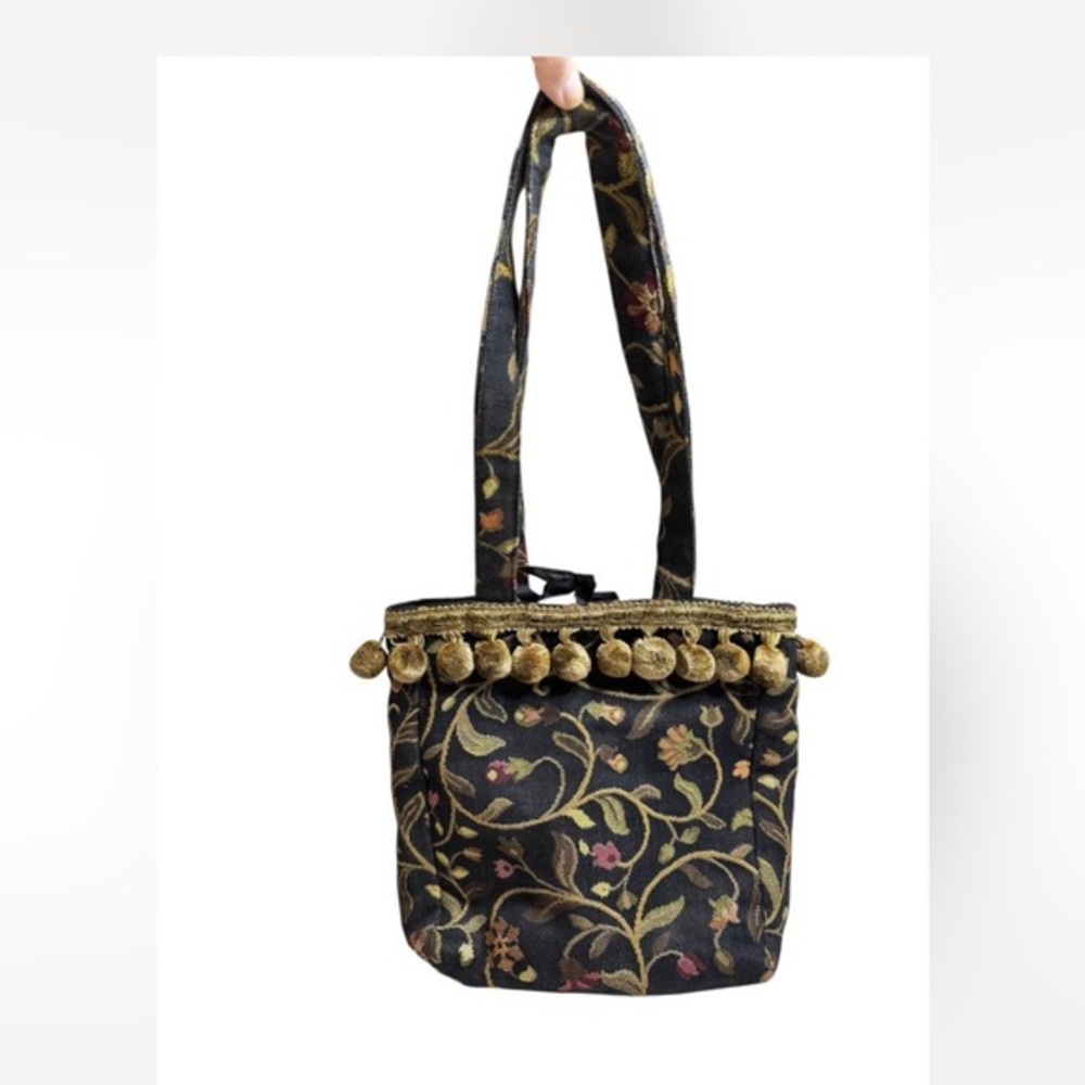 Vintage‎ Tapestry Pom Pom Tote Bag
